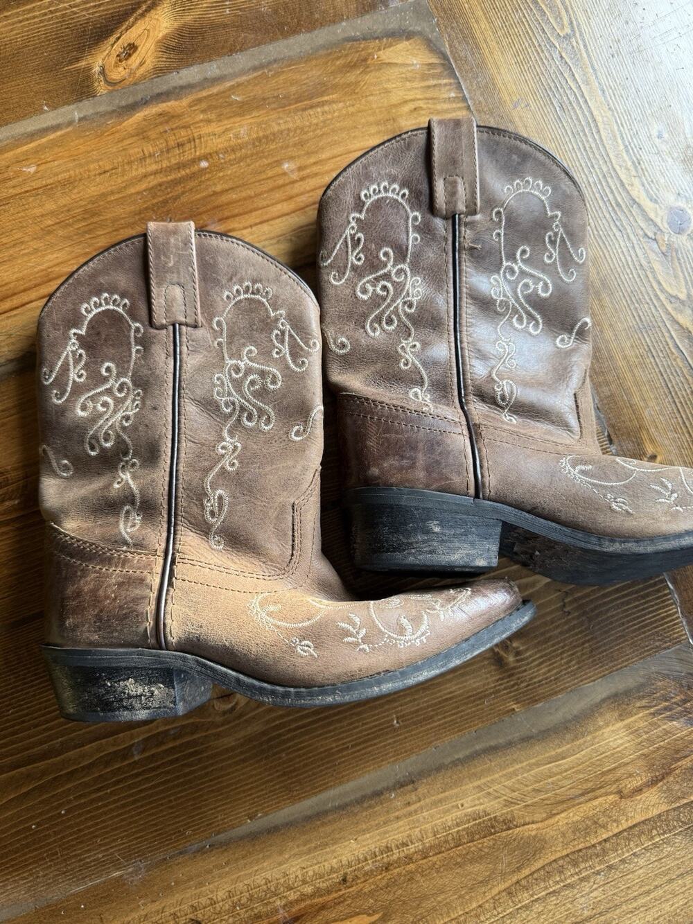 SMOKY MOUNTAIN BOOTS Girls' Marilyn 3754C Distressed Leather Youth Size 1 R